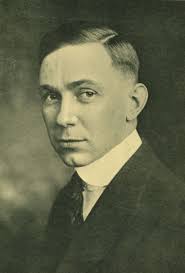 Earl Parrish's Instagram, Twitter & Facebook