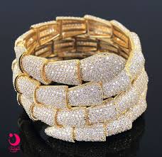 في الخارج مستوطنة مسابقة ذهب صور اساور outofstepwineco com