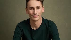 Lightning Books bags fiction debut from 'rising young Scottish screen star'  Mooney