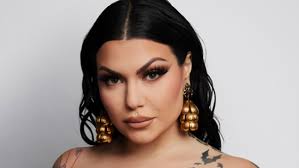 YouTube Star Bailey Sarian Signs With Underscore Talent