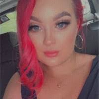 Cara Whalen's Instagram, Twitter & Facebook