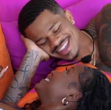 Do we know the islanders snapchats ? Besides Nic and Tj