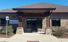 When you leave the treatment center, you'll need a place to stay so you can relax and begin a new chapter of your life. Tuscaloosa Al Physical Therapist Drayer Physical Therapy