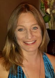 Suzanne Alexander's Instagram, Twitter & Facebook