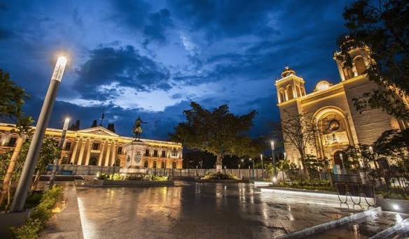 Historic Downtown San Salvador - Wikipedia