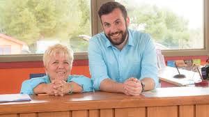 Camping paradis saison 2 vostfr et vf en streaming gratuit série créée par michel alexandreavec : Camping Paradis A Quand La Suite De La Saison 10 Premiere Fr