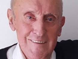 Family of former town mayor to carry