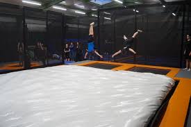 Belgrad kalesi ise 1,6 km mesafededir. Jump Indoorwelt