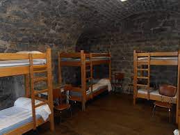 Lütfen tahmini varış saatinizi hôtel la tour des anglais ile önceden paylaşın. Gite D Etape Communal D Aubrac La Tour Des Anglais St Chely D Aubrac Hebergement Collectif Tourisme Aveyron