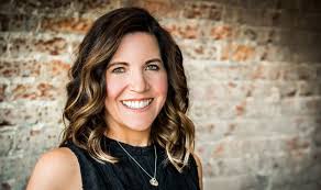 Tamara Burton's Instagram, Twitter & Facebook