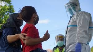 Bagi ibu bapa yang tak sabar dengan kerenah anak mulalah angkat tangan tapi sebenarnya cara sebegitu lagi menambah burukkan keadaan. Kasus Anak Meninggal Akibat Covid 19 Di Indonesia Tinggi Tak Ada Biaya Berobat Hingga Ditolak Rumah Sakit Karena Penuh Bbc News Indonesia
