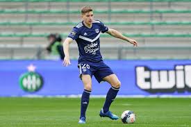 C'è obbiettivo principale nel calciomercato del napoli: Bordeaux Midfielder Toma Basic Agrees Terms With Lazio Get French Football News