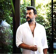 He has a younger sister. Celil Nalcakan Nefes Almaya Utaniyorum Haberler Magazin