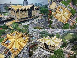 Untuk negeri, ramai memilih untuk pergi ke bandar besar kuching. 10 Tempat Menarik Di Kuching Sarawak