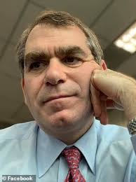 Connecticut lawmaker who left husband for her female aide resigns state  Senate over bitter divorce