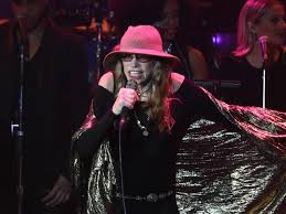 Select some words and click explain button. Carly Simon Remixes You Re So Vain Lyrics To Slam Trump