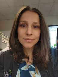 Can someone photoshop a professional outfit?