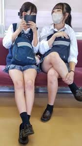 jk、生足、盗撮、脚フェチ、電車 - 俺のエロ画像フォルダー
