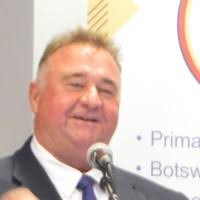 200+ perfiles de «Friedenthal»