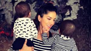 .#sunny #sunnyleone sunny leone birthday whatsapp status. Happy Birthday Sunny Leone 10 Photos Which Show The Stunning Beauty Makes For A Cute And Adorable Mom