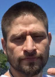 Eva Neff's Instagram, Twitter & Facebook