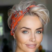 Martha Eaker (eakeragelanding)