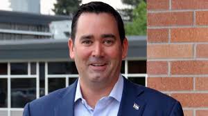 Republican gubernatorial candidate Walker Stapleton submits nominating  petitions