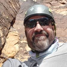 Derek Seymour's Instagram, Twitter & Facebook