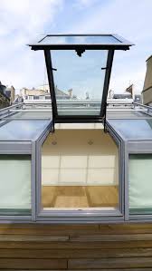 Verriere Par Lab123 Minimaliste Aluminium Zinc Homify Fenetre De Toit Velux Fenetre De Toit Verriere