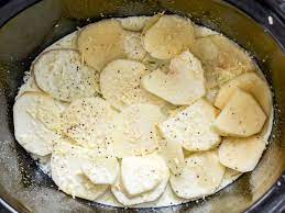 This link is to an external site that may or may not meet accessibility guidelines. Crockpot Scalloped Potatoes Easy Cheesy Lil Luna