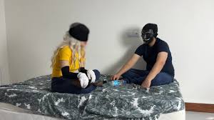 عمومی در اتاق بازی با TeenAmite سکسی