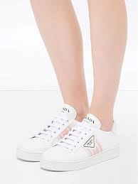 We said goodbye to dark wood cabinets (finally) and bid adieu to grey. 12 Trendy Sneakers For Women 2021 Best Sneaker Trends