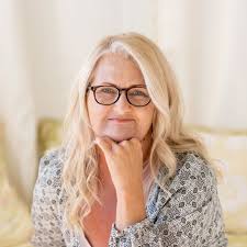 Soul Work with Laura Lynn