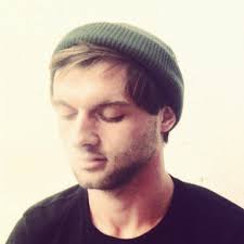 Stream ᴇɴᴛᴀʀɪᴏ music