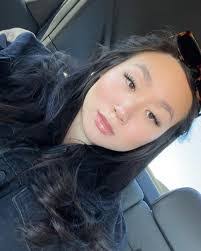 Amber Lindquist's Instagram, Twitter & Facebook