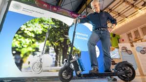 Stuttgarter Hochschulen Beim Mobilitatswettbewerb Autonome E Scooter Und Intelligente Parkhauser Stuttgart Stuttgarter Zeitung