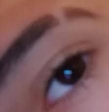 Look in the mirror and determine how many slits you want, and where you want them to go. Sieht Das Scheisse Aus Augenbrauen Cut