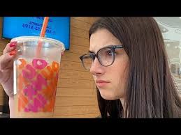 While this is a big milestone for charli, it's also a great promotion for both dunkin and the d'amelios. Charli D Amelio Dunkin Donuts Story Youtube