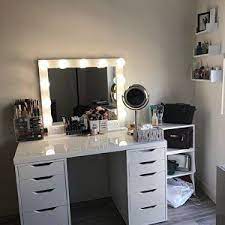 21 posts related to bedroom vanity sets with lighted mirror. Pin On Vanity