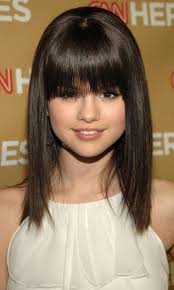 Including selena gomez short haircuts, straight hairstyles, long hairstyles, wavy hairstyles, curly hairstyles etc. Selena Gomez Hairstyles To Show Your Stylist From Bobs To Balayage Photo 1