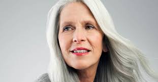 Haircuts That Look Gorgeous On Older Women