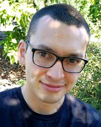 Sergio Acuña es dibujante de cómics y diseñador gráfico, cuenta con más de  2 años de dedicarse exclusivamente como dibujante de cómics para el estudio  norteamericano BOOM Studios, y para otros creadores