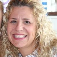 Elizabeth Bortz's Instagram, Twitter & Facebook