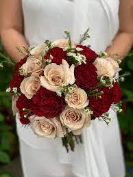 Buy wedding bouquet 17 piece package bridal bouquets silk flower bouquet peach blush burgundy wine cream gold set centerpiece rosesanddreams. Champagne And Burgundy Bridal Bouquet Fresno Florist Signature Floral Designs Fresno Tx Flower Shop