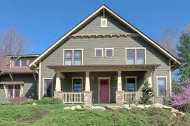 The log homes for sale in this area are available in a wide array of sizes and prices and many offer breathtaking views of the blue ridge mountains. Arts And Crafts Homes For Sale In Asheville Nc Freestone Properties
