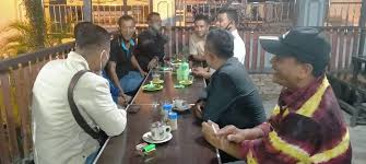 Mendekorasi taman sama halnya dengan mendesain interior rumah, yaitu banyak pilihan yang bisa diaplikasikan. Kapolsek Perbaungan Giatkan Sosialisasi Protokol Kesehatan Bersama Aparatur Pemerintah Desa Dan Kelurahan Portal Berita Lingkungan Kesehatan Medan Sumatera Utara