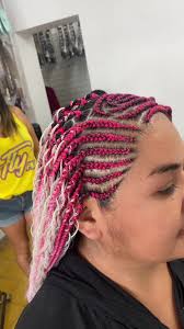 Diseño de trenzas africanas impresionante