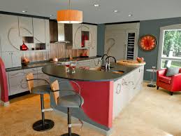 Painting Your Kitchen For Resale Kitchen Ideas Design With Cabinets Islands Backsplashes Hgtv Kitchen Colors Kitchen Design Color Best Kitchen Designs
