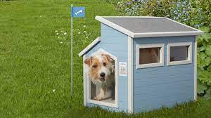 Kunststoff eignet sich zum bauen einer hundehütte eher weniger, da der bau dann sehr schwierig ist und die beschaffungskosten der materialien wesentlich höher sind. Hundehutte Selber Bauen Bauanleitung Herz Fuer Tiere De