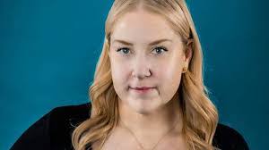 Kate Barron's Instagram, Twitter & Facebook